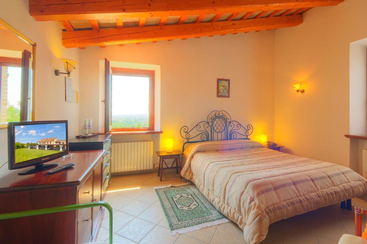 Il Girasole Country House Камерано Экстерьер фото